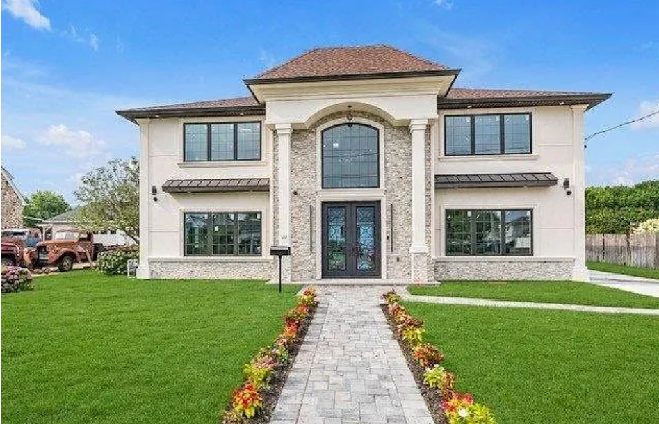 Sold home in Bethpage, NY
