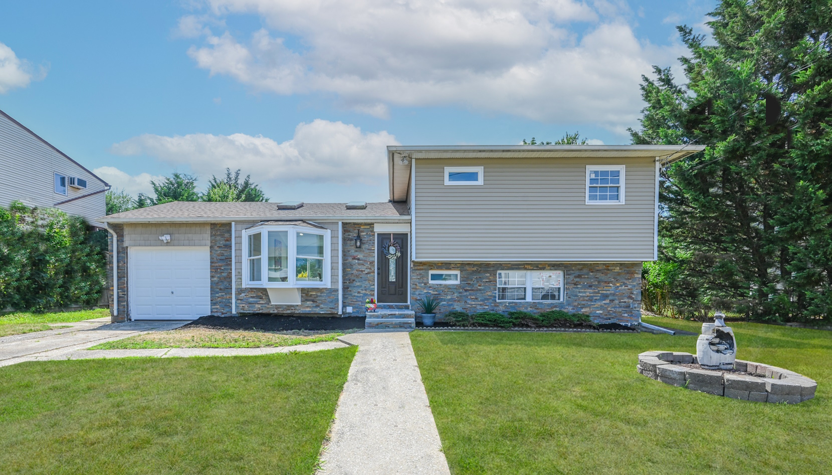 Sold home in North Babylon, NY