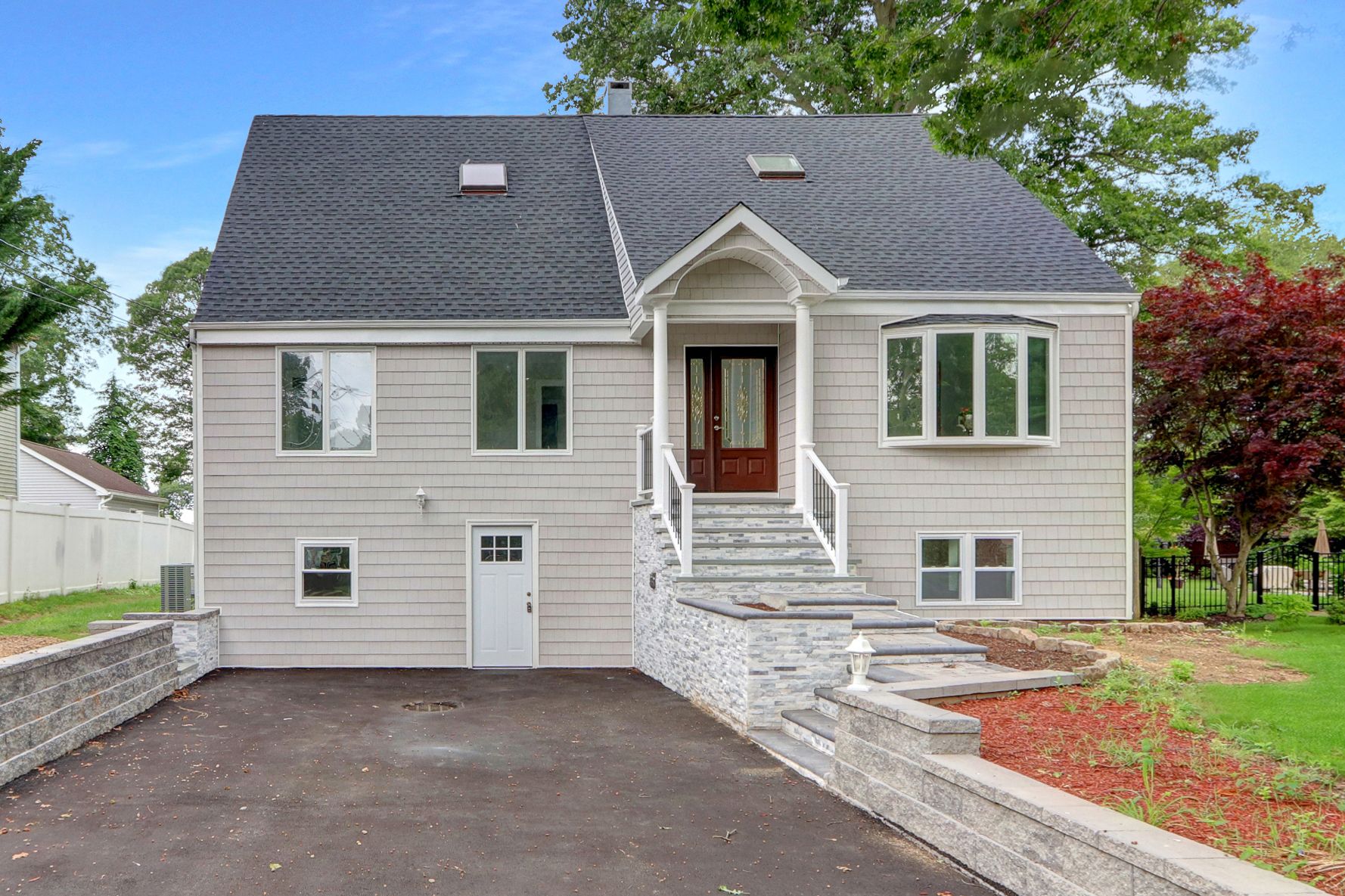 Sold home in Smithtown, NY